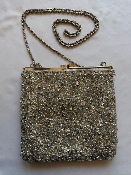 Cache Handbags - Caché Silver Beaded Sequin Evening Bag Kiss-Lock Frame Chain Strap Satin Lining